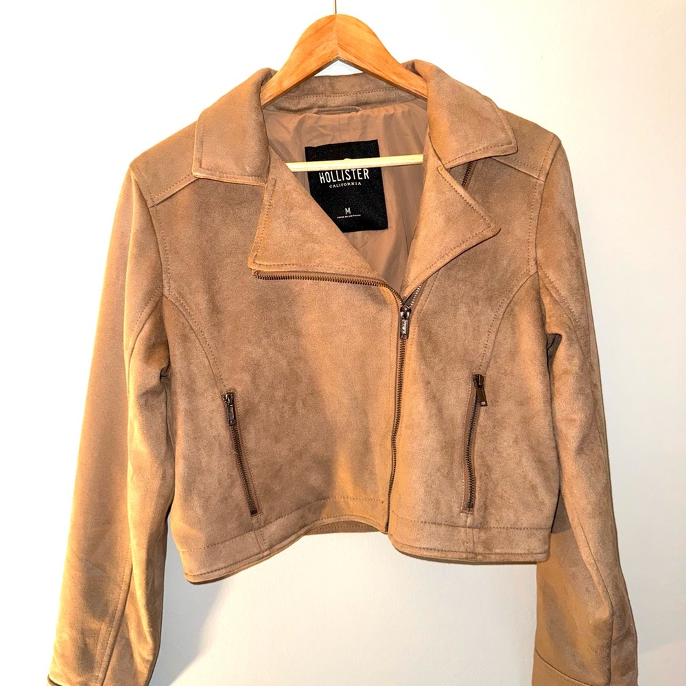 Hollister Women's Faux Suede Cropped Moto Jacket in Tan/Light Brown
